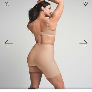 Brand new with tags SKIMS padded hip shaping shorts